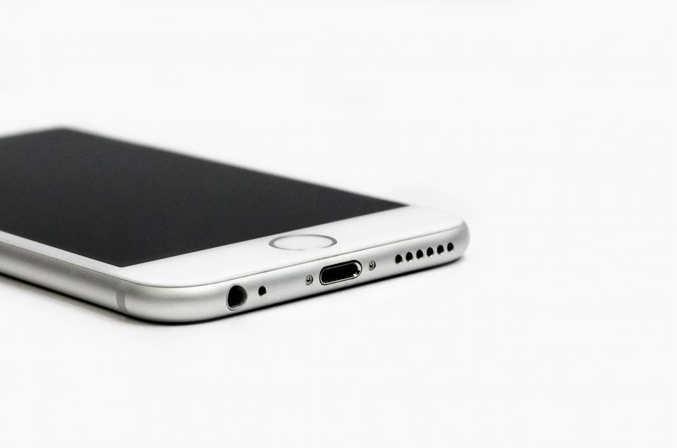 iPhone 5S FUD